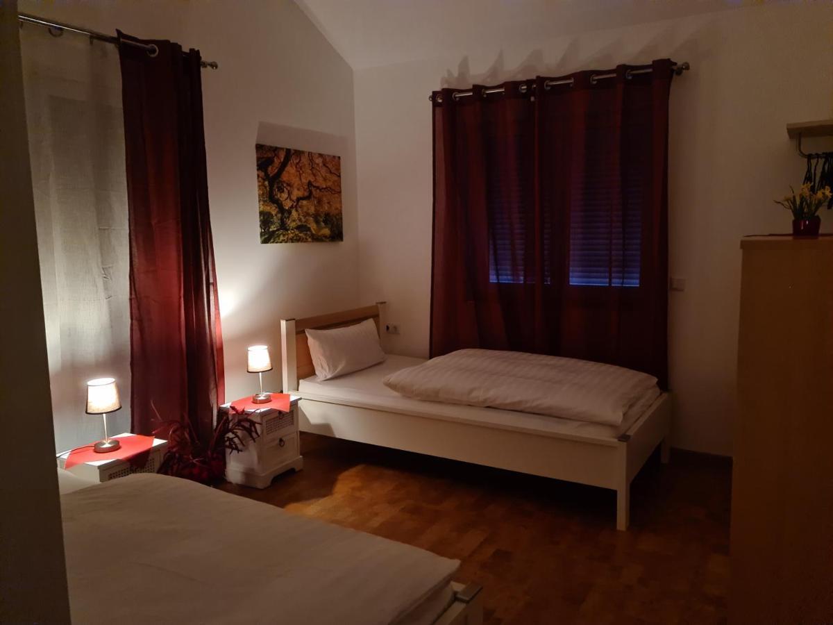 Apartment Gaestehaus Staudenschloss Mickhausen Exteriér fotografie
